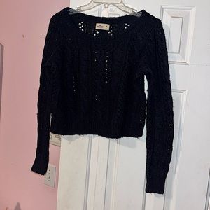 Hollister dark blue cropped sweater with cable knit in size M